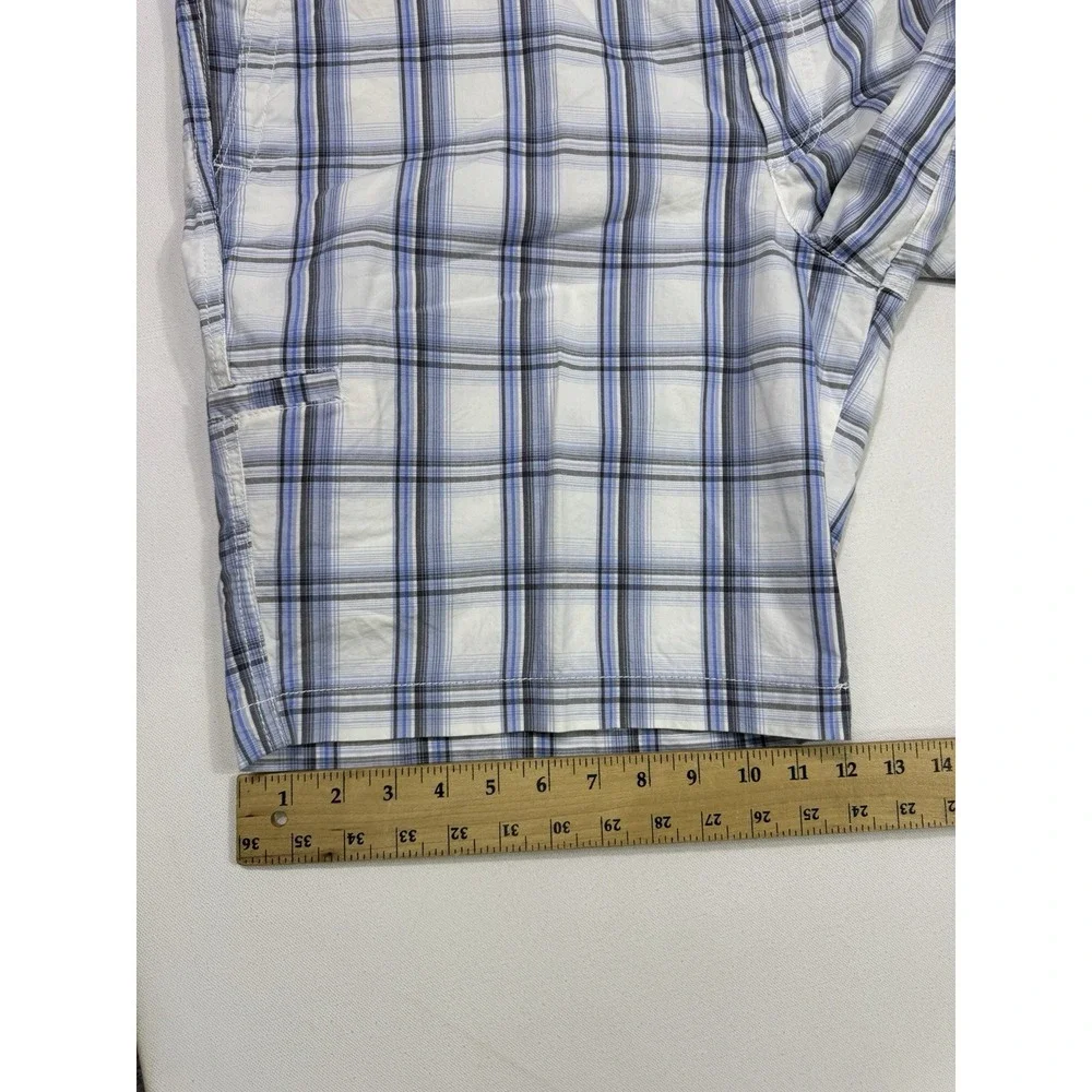 Dockers Blue White Plaid Shorts Men's 40x10 NWT Cotton Casual Modern Outdoor